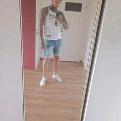 32l 191cm 100kg tattoo niebieskie oczy